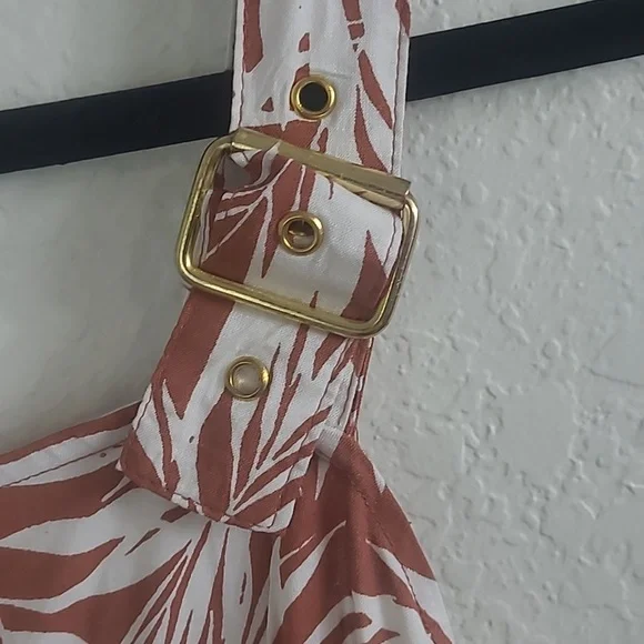 Derek Heart Red and White Leaf Print Jump Suit  Size M - Picture 2 of 9